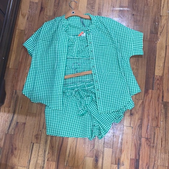 Anthropologie Pants - Anthropology shorts set